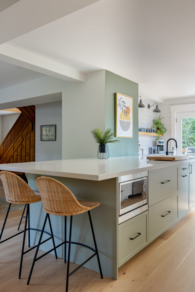 Cabinetworks 504canboro 12